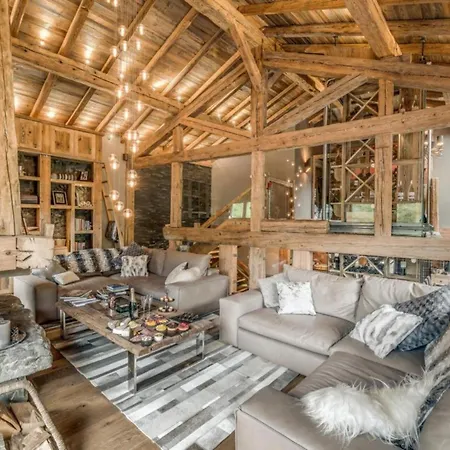 Dom wakacyjny Luxury Chalet Cortina & Jacuzzzi Cortina dʼAmpezzo